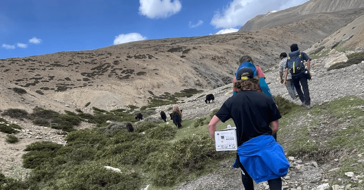 Trekkers on an Ecovante impact travel trip